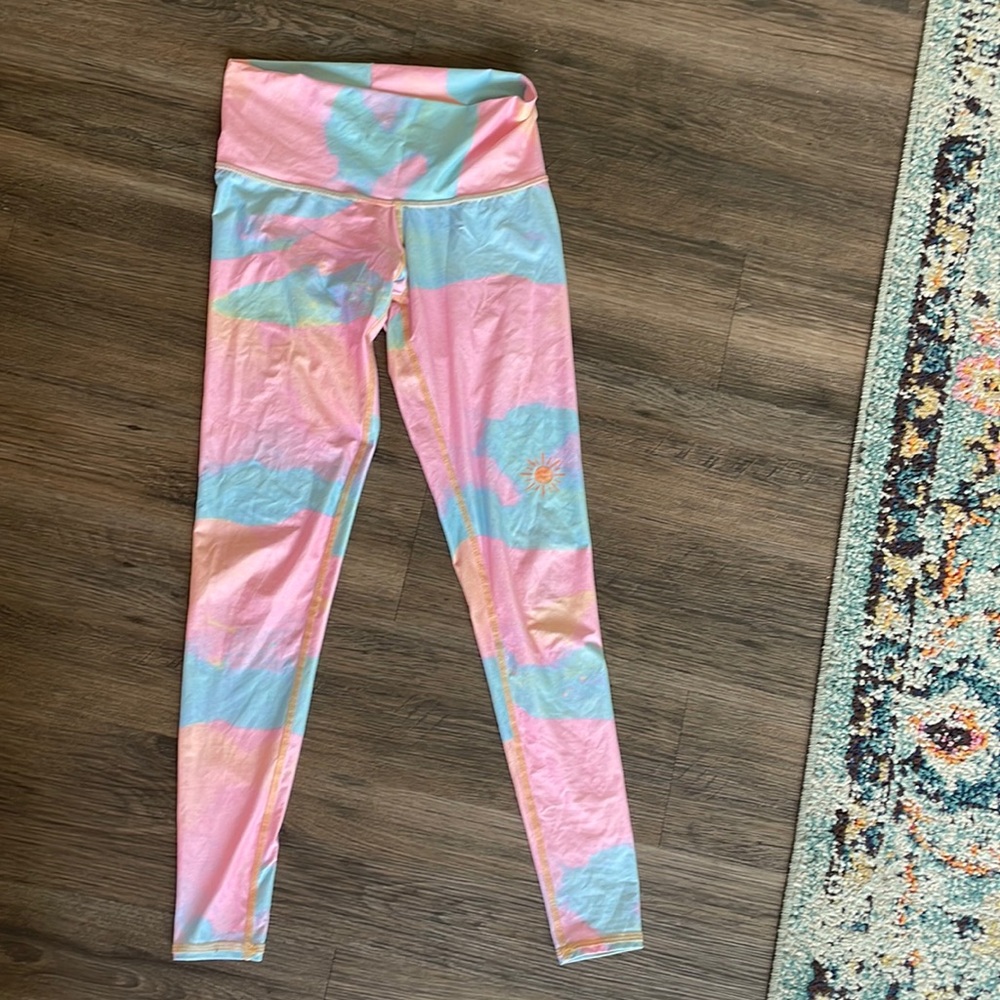 Teeki Leggings Size Small (S)